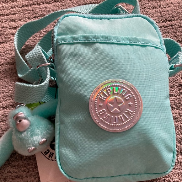 KipLing crossbody womens bag - BNWT keychain included - Picture 1 of 6